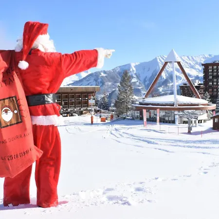 Cosmos-8 By Interhome *