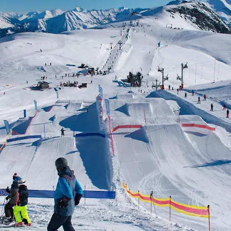 Cosmos-8 By Interhome Le Corbier